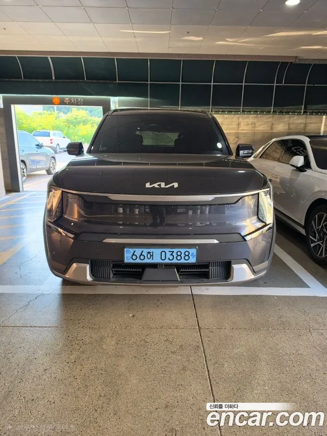Kia EV9 2WD