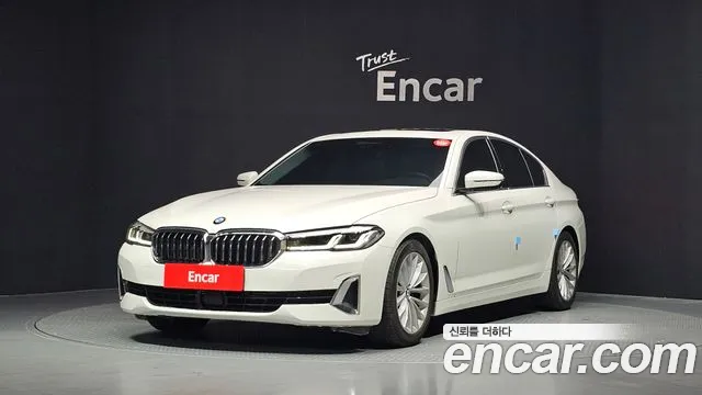 BMW 5 (G30) 520i