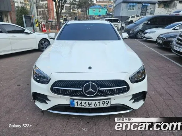 Mercedes-Benz E- W213 E220d 4MATIC AMG Line
