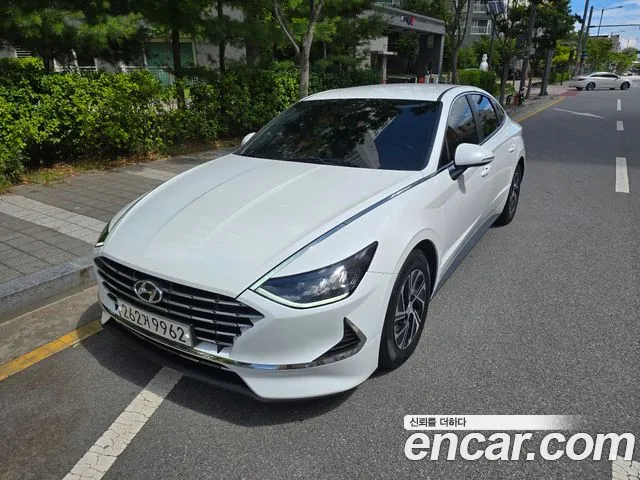 Hyundai Sonata Hybrid (DN8)