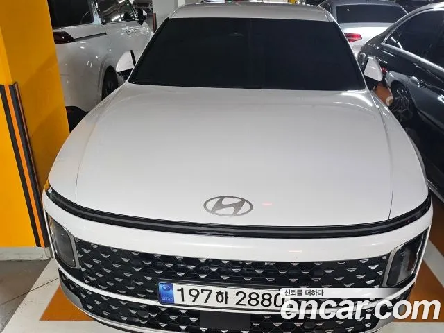 Hyundai Grandeur Hybrid (GN7) Premium