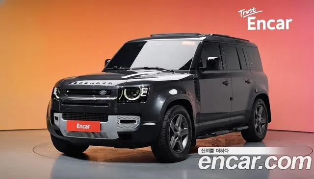 Land Rover Defender (L663) 110 D250 SE