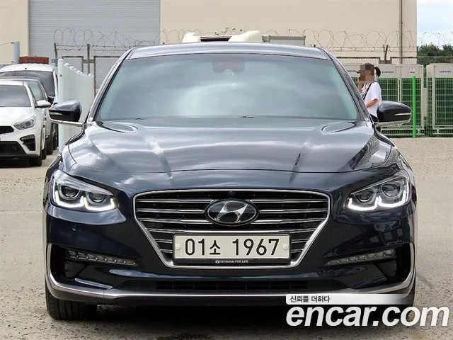 Hyundai Grandeur IG Hybrid Exclusive