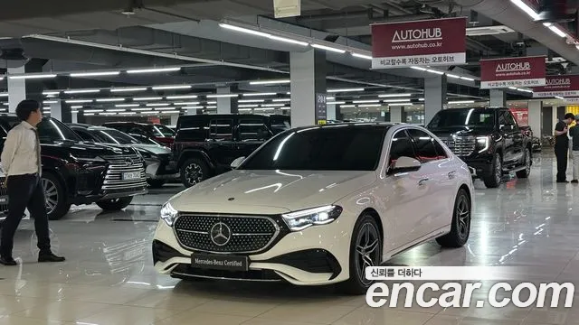 Mercedes-Benz E- W214 E300 4MATIC AMG Line