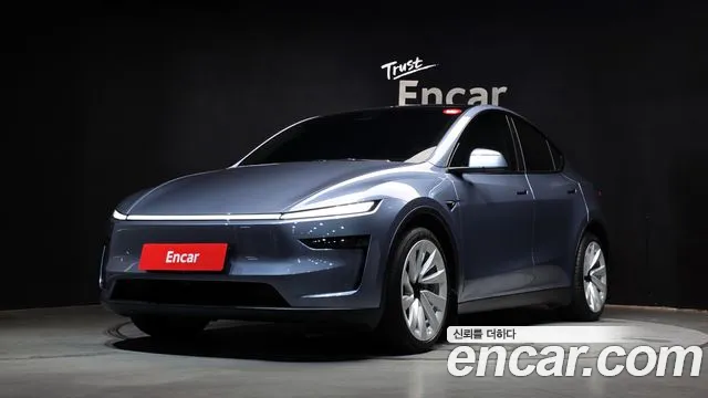 Tesla Y AWD