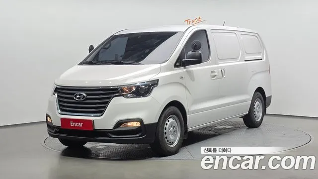 Hyundai The New Grand Starex 3