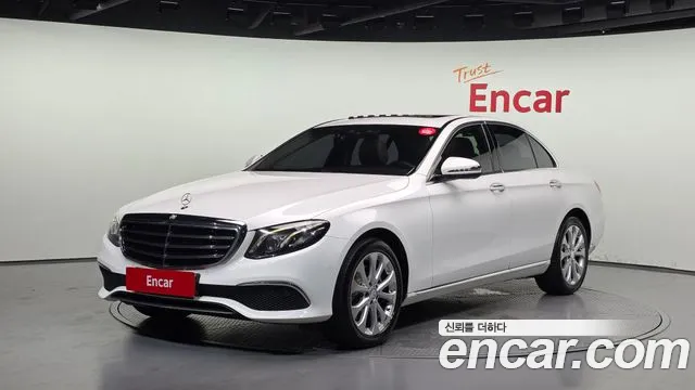 Mercedes-Benz E- W213 E220d Exclusive