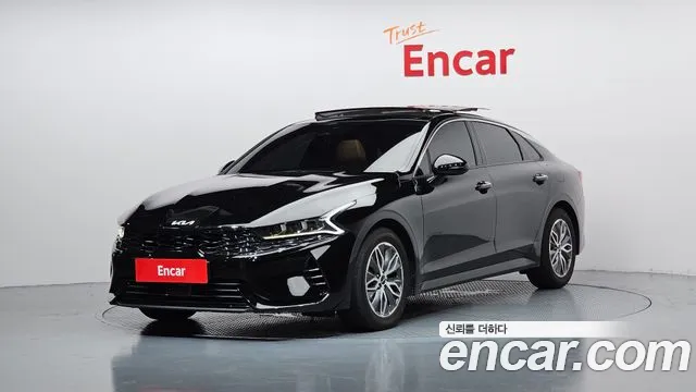 Kia K5 Hybrid 3 Signature