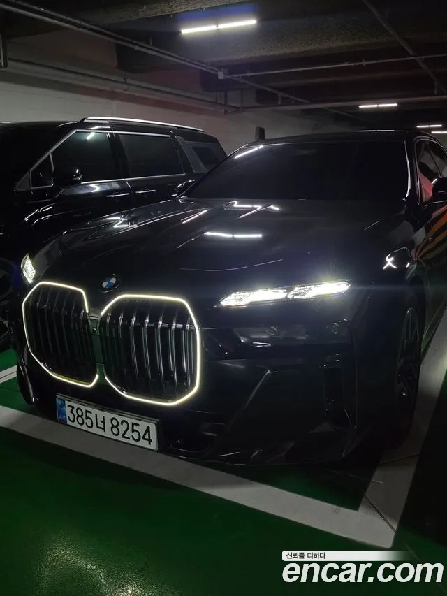 BMW 7 (G70) 740i xDrive M Limited