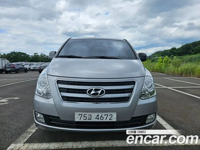 Hyundai Grand Starex