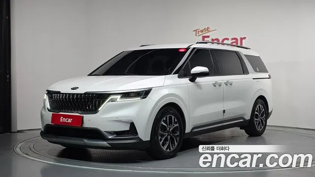 Kia Carnival 4 Gasoline 9 Noblesse