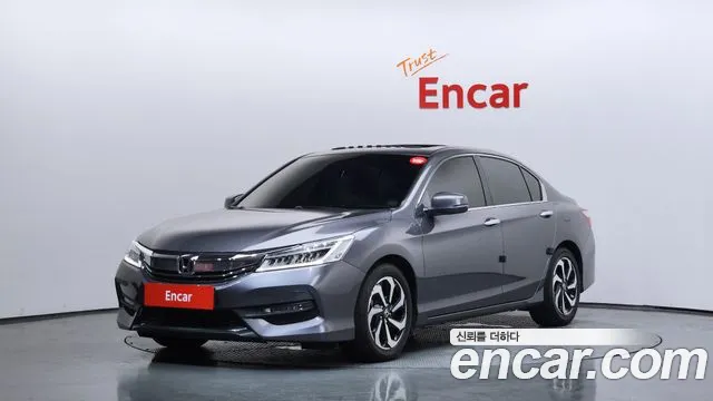 Honda Accord 2.4 9