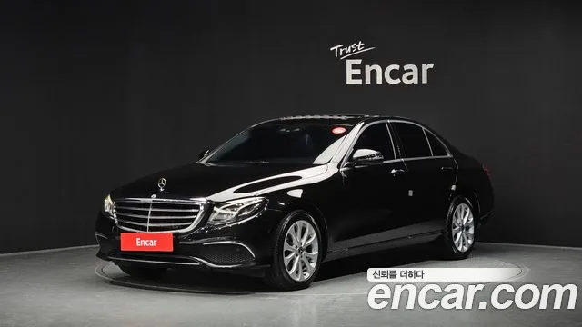 Mercedes-Benz E- W213 E220d 4MATIC Exclusive