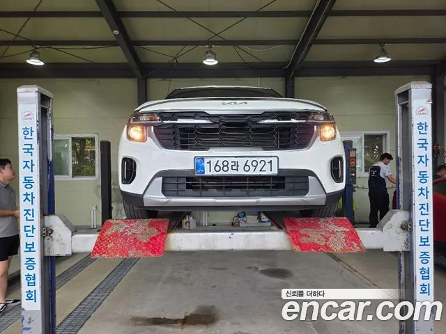 Kia The New Seltos Gasoline 2.0 2WD