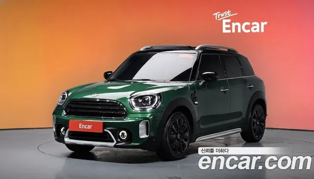 MINI Cooper Countryman 2