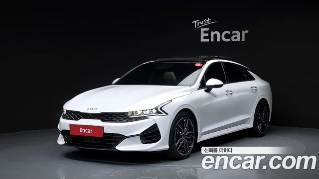 Kia K5 III 1.6 Turbo Signature