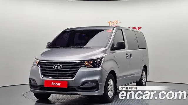 Hyundai The New Grand Starex 5