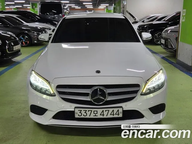 Mercedes-Benz C- W205 C200