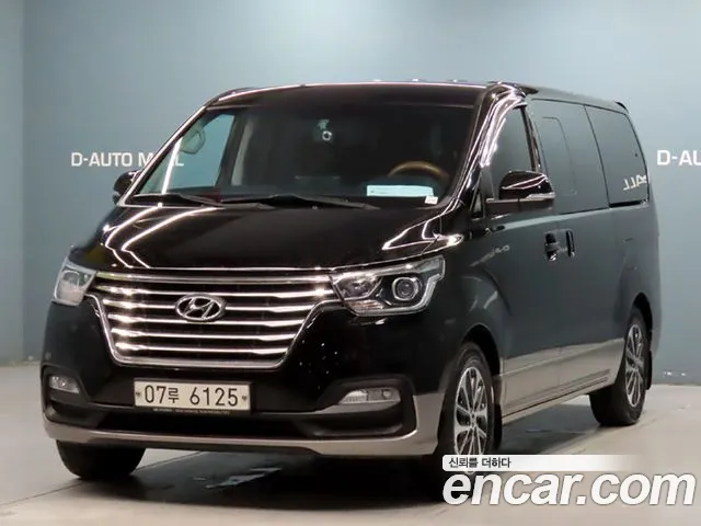 Hyundai The New Grand Starex 9 Exclusive