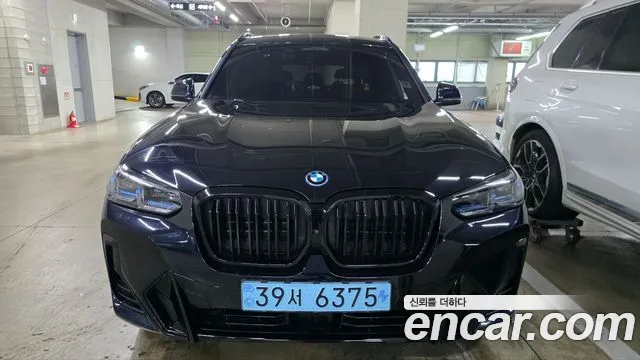 BMW iX3 M