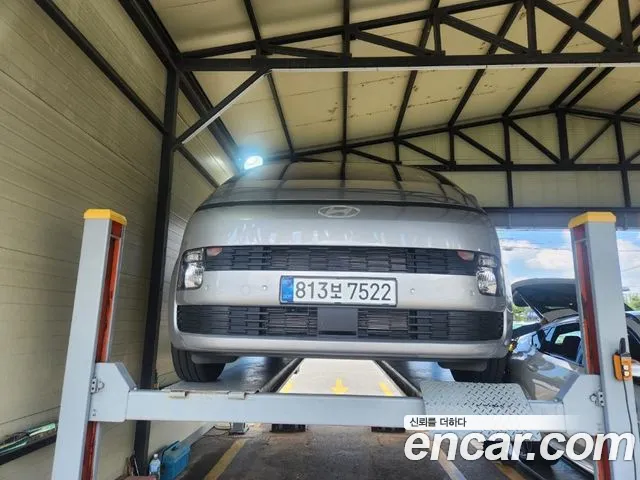 Hyundai The New Staria L3.5 3