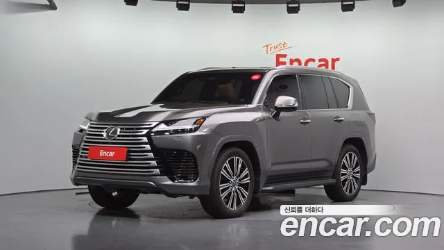 Lexus LX 4 700h