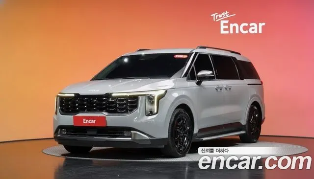 Kia The New Carnival 4 HEV 9