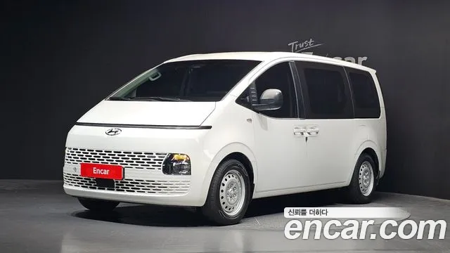 Hyundai Staria 11