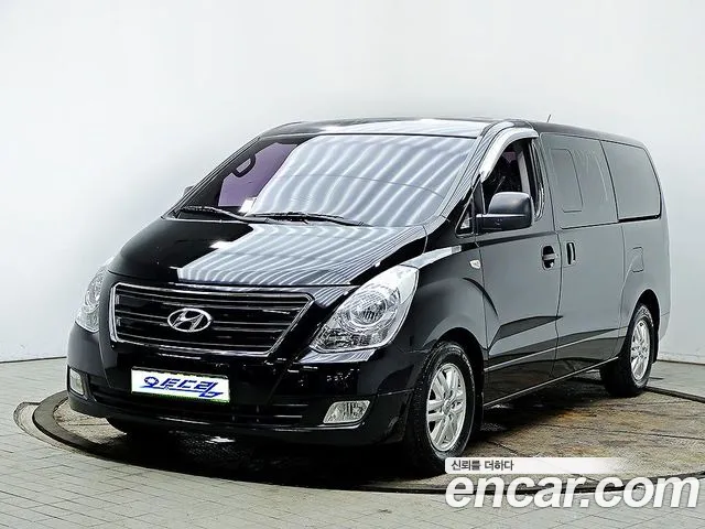 Hyundai Grand Starex 5