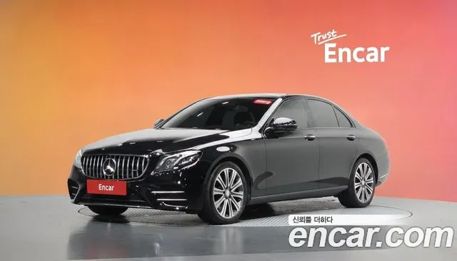 Mercedes-Benz E- W213 E300