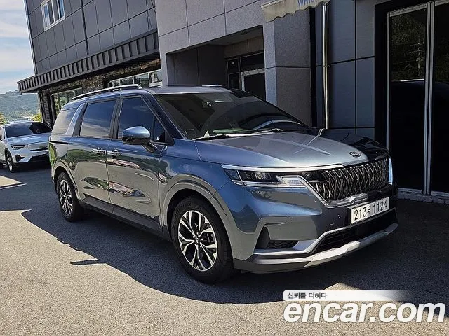 Kia Carnival 4 9 Prestige