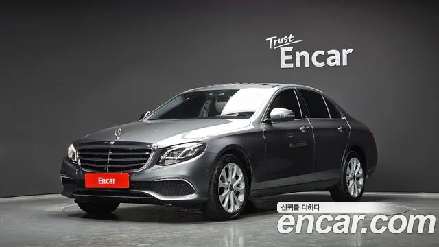 Mercedes-Benz E- W213 E300 4MATIC Exclusive