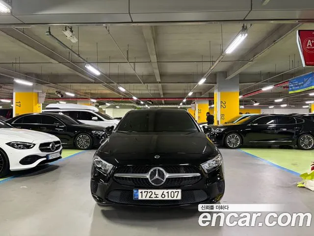 Mercedes-Benz A- W177 A220