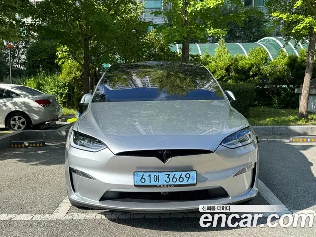 Tesla X
