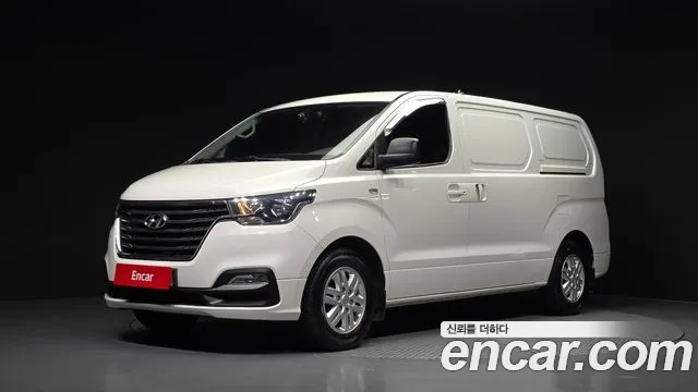 Hyundai The New Grand Starex 3