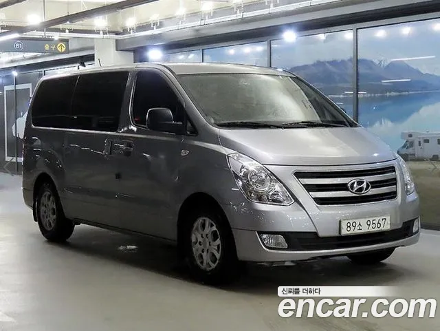 Hyundai Grand Starex 5
