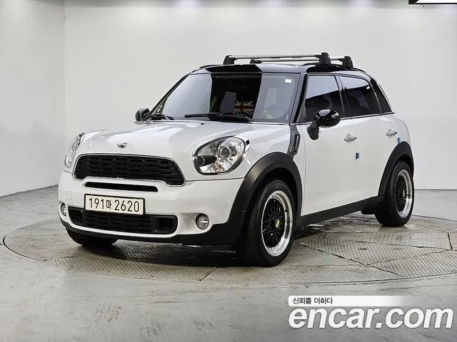 MINI Cooper SD Countryman Base 1