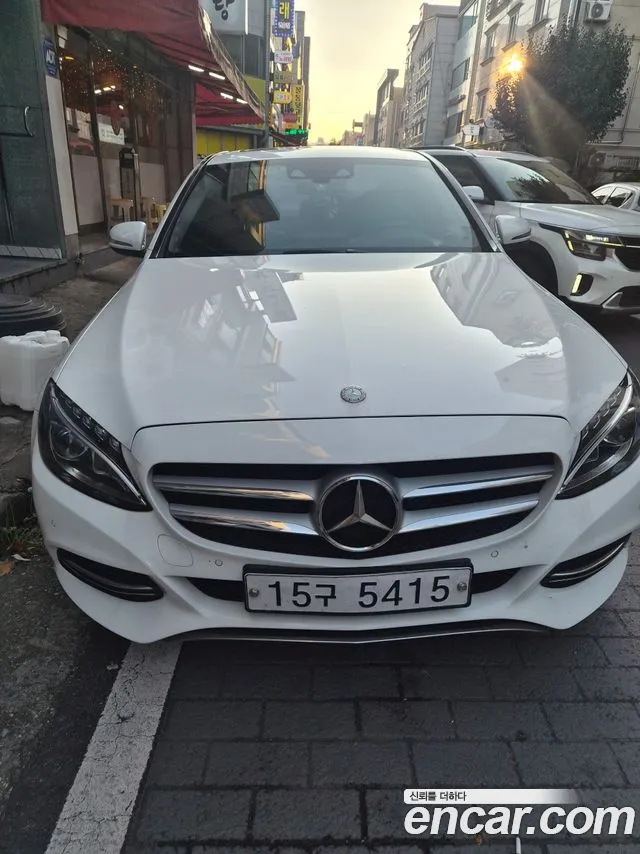 Mercedes-Benz C- W205 C220