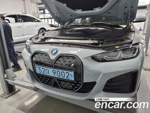 BMW i4 eDrive40 M