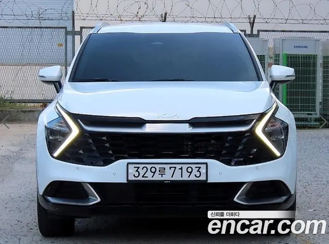 Kia Sportage 5 Hybrid Noblesse 2WD