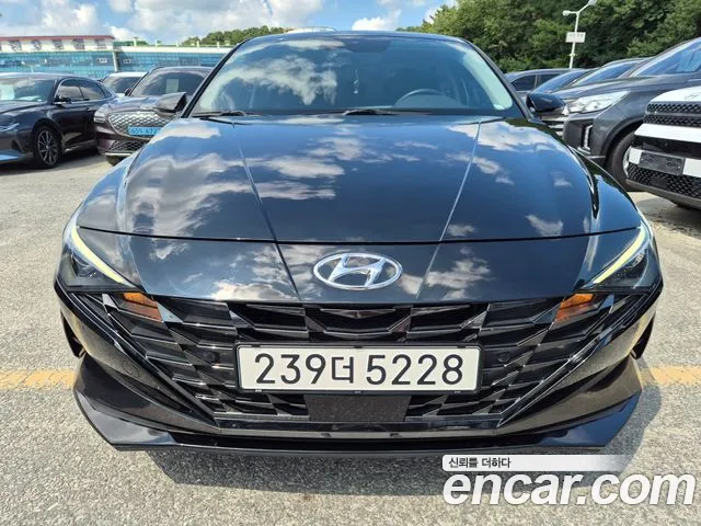Hyundai Avante (CN7) 1.6