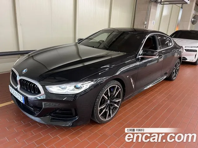 BMW 8 (G15) M850i xDrive