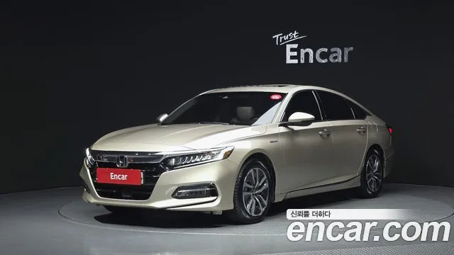 Honda Accord 10 generation 2.0 Hybrid