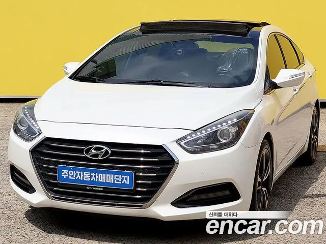 Hyundai The New i40 Saloon 1.7 VGT