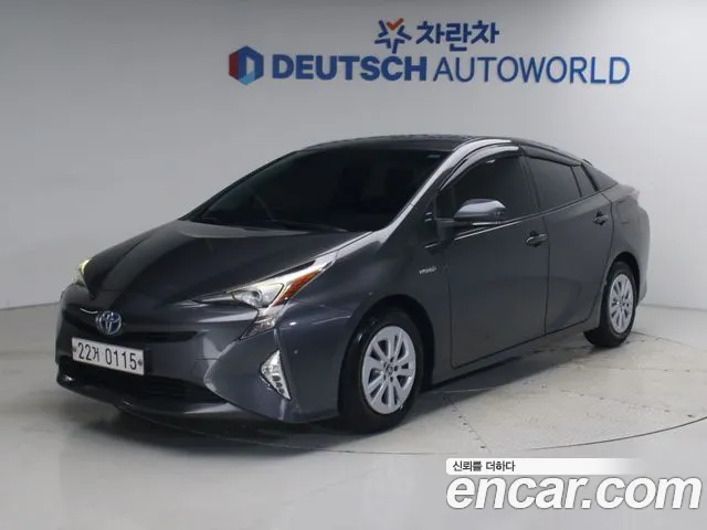 Toyota Prius 4 generation 1.8 E