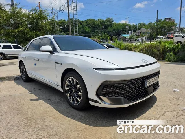 Hyundai The New Grandeur (GN7) 2.5 Gasoline 2 WD Exclusive