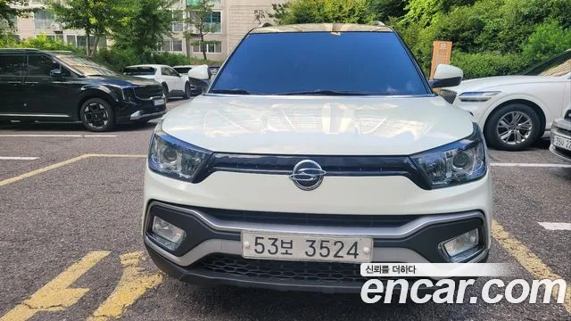 KG Mobility(SsangYong) Tivoli Air Diesel IX 2 WD