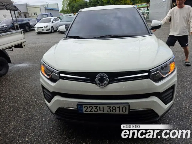 KG Mobility(SsangYong) Very New Tivoli Diesel 1.6 2 WD V1