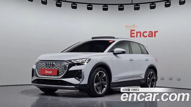 Audi Q4 e-tron (F4) 40 Premium