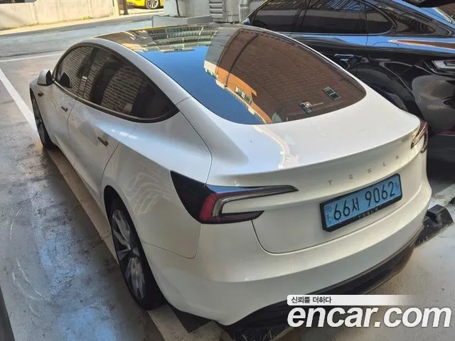 Tesla 3 RWD